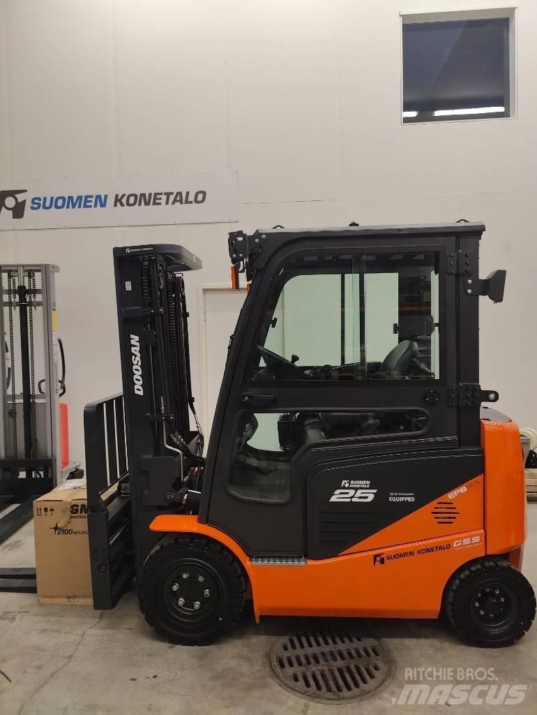 Doosan B25NS TARJOUS! Elektriniai šakiniai krautuvai