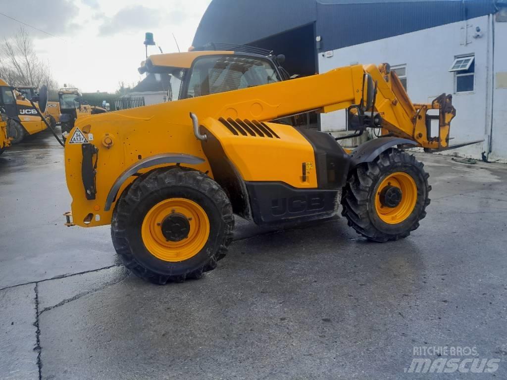JCB 541-70 Teleskopiniai krautuvai