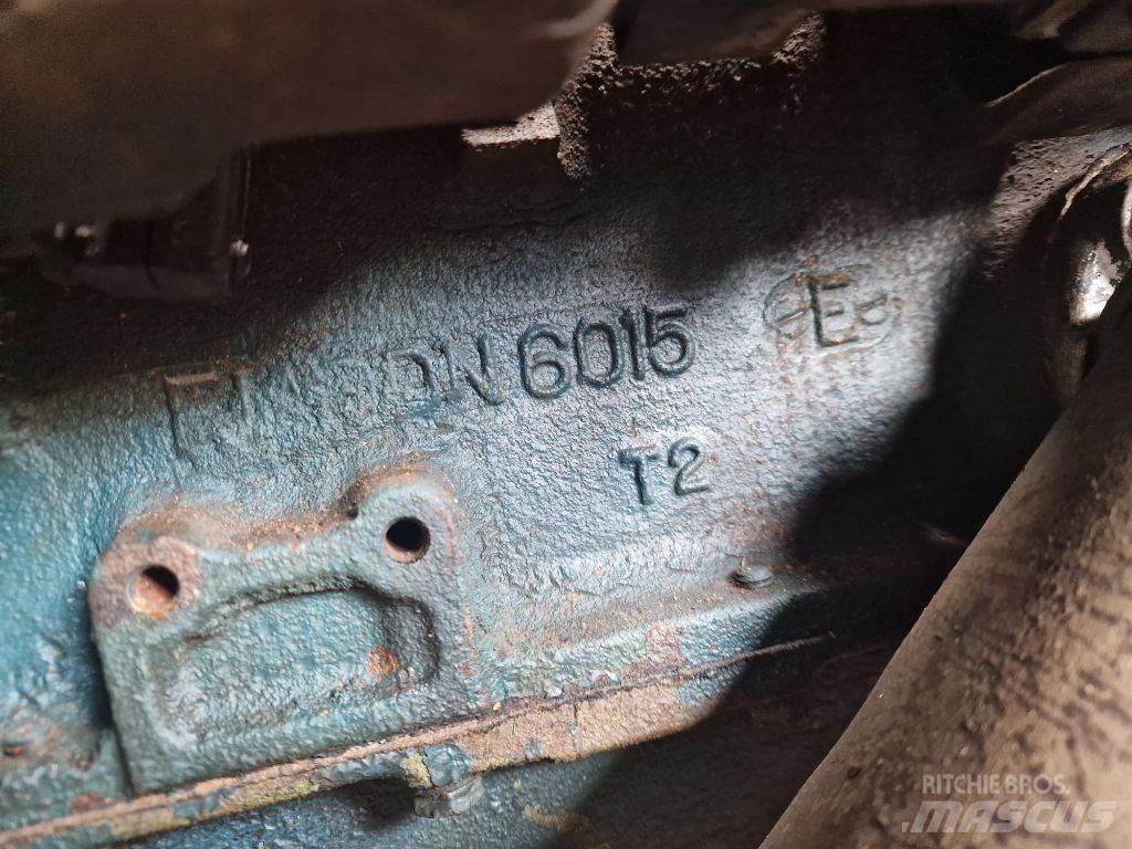 Ford F2 6015 Varikliai