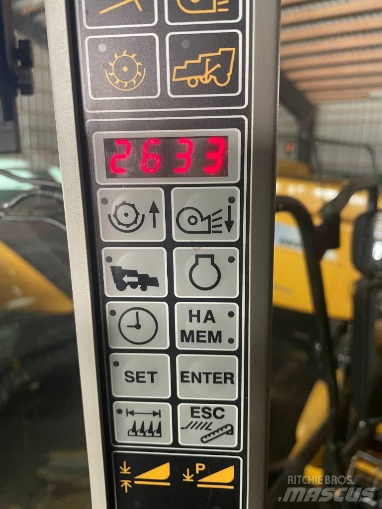 New Holland CS660 Derliaus nuėmimo kombainai