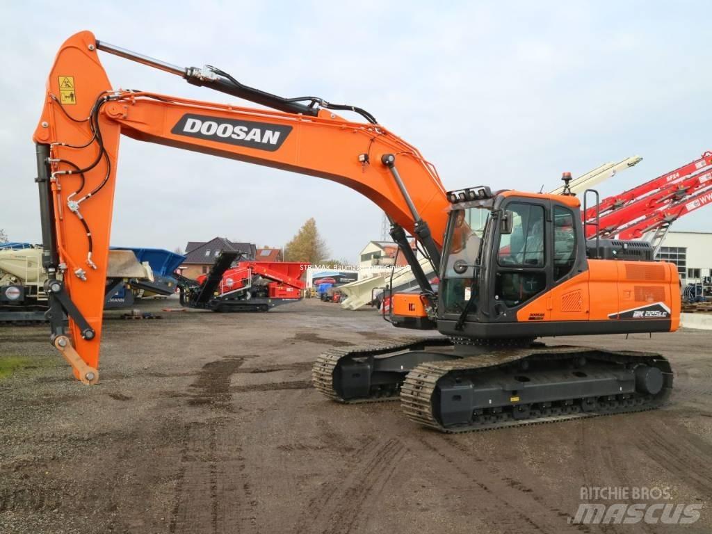 Doosan DX 225 LC-7 Vikšriniai ekskavatoriai