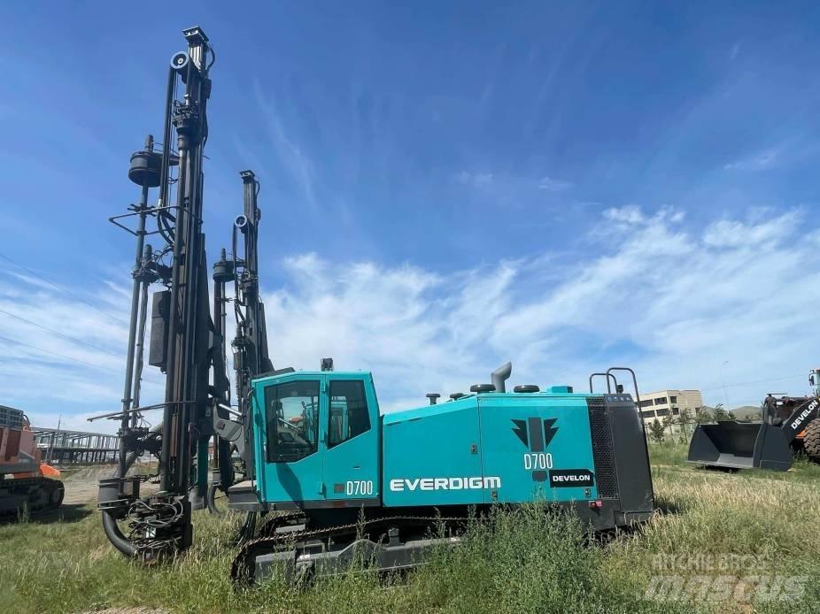 Everdigm D700 Žemės paviršiaus gręžimo technika