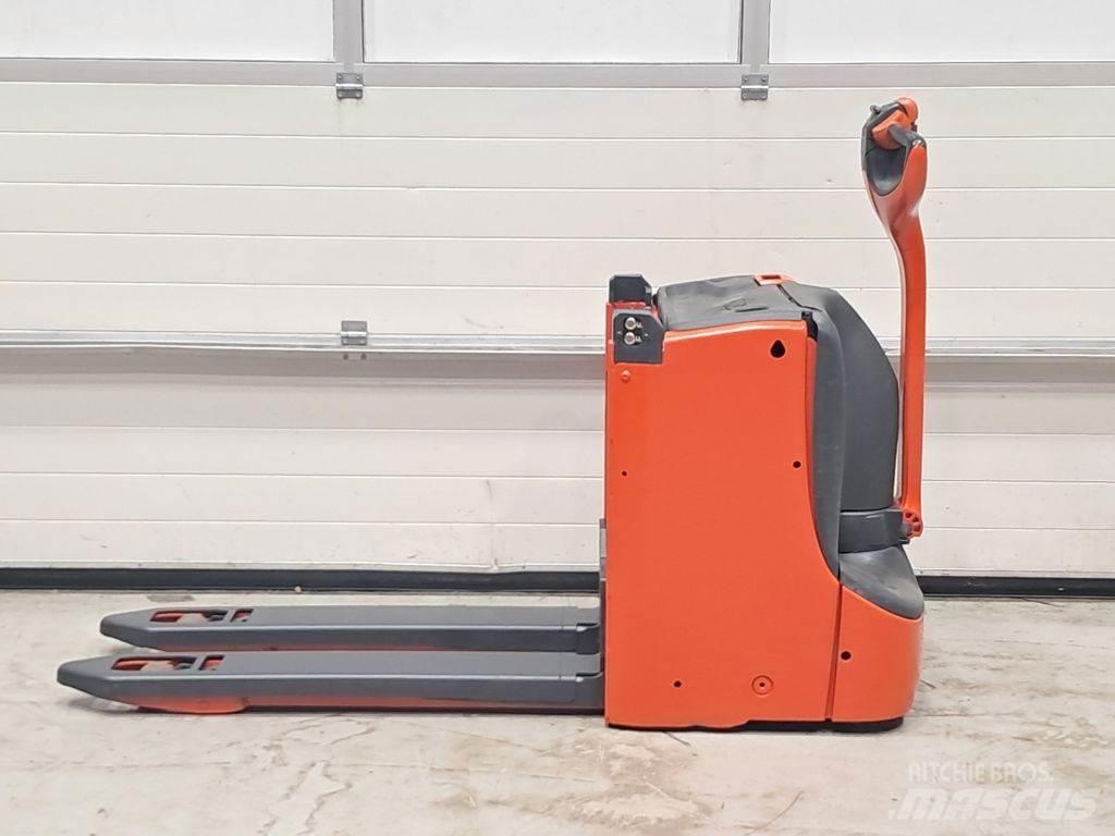 Linde T16L Mažų aukščių keltuvai