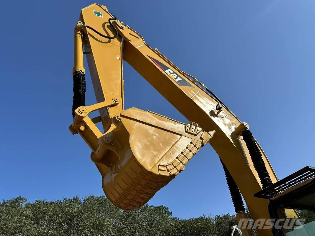 CAT 330 C L Vikšriniai ekskavatoriai