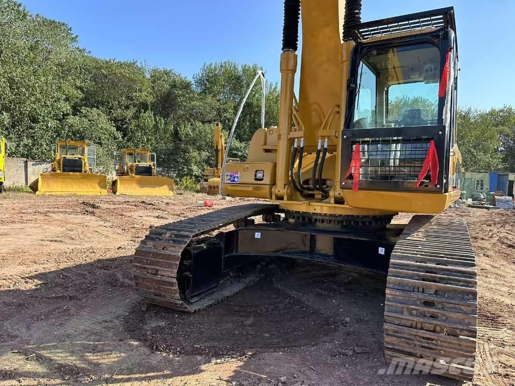 CAT 330 C L Vikšriniai ekskavatoriai