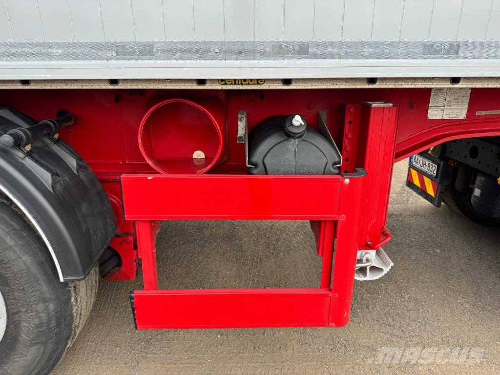 Benalu 45m3,  40.000km! Savivartės puspriekabės