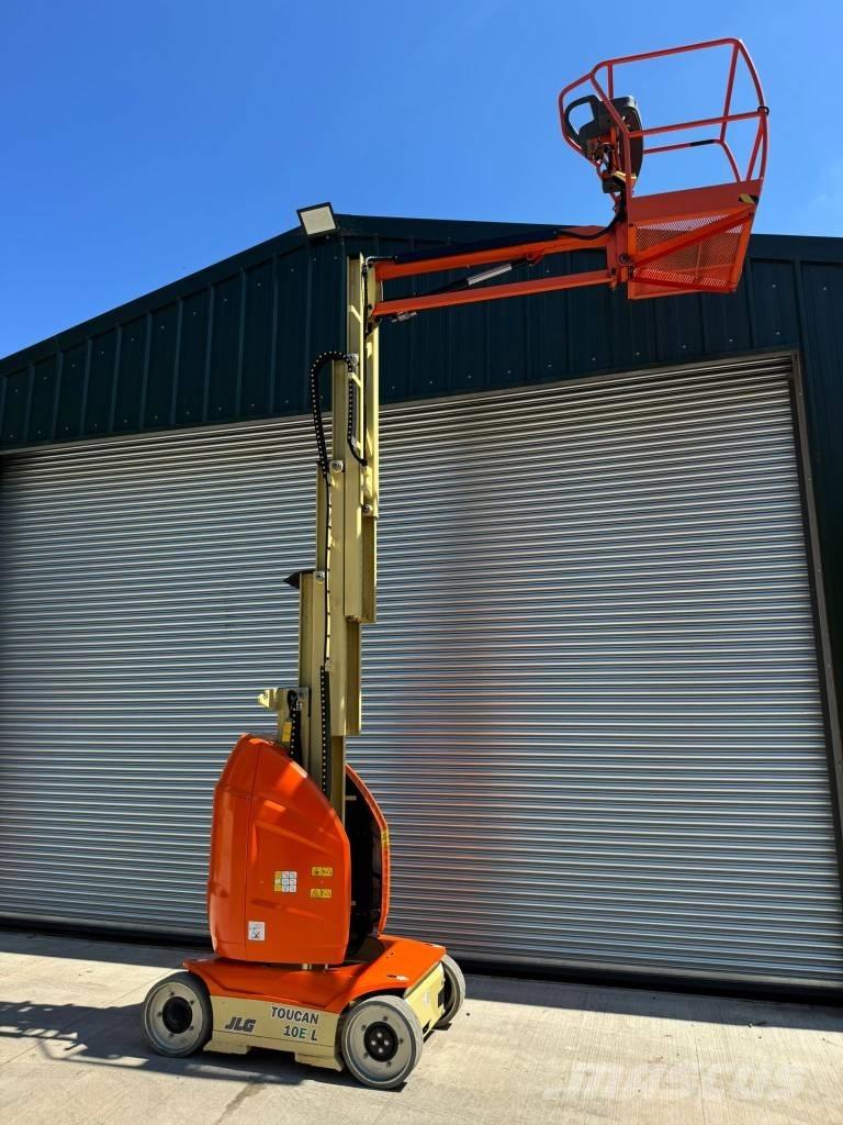JLG Toucan 10 E-L Vertikalūs stiebiniai keltuvai