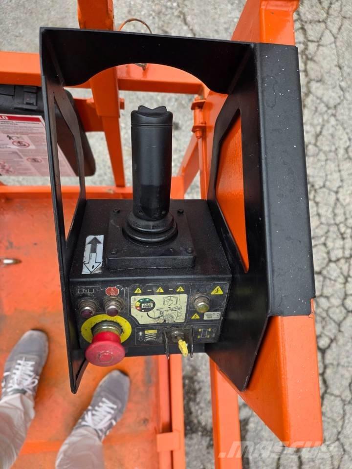 JLG 6 RS Žirkliniai keltuvai