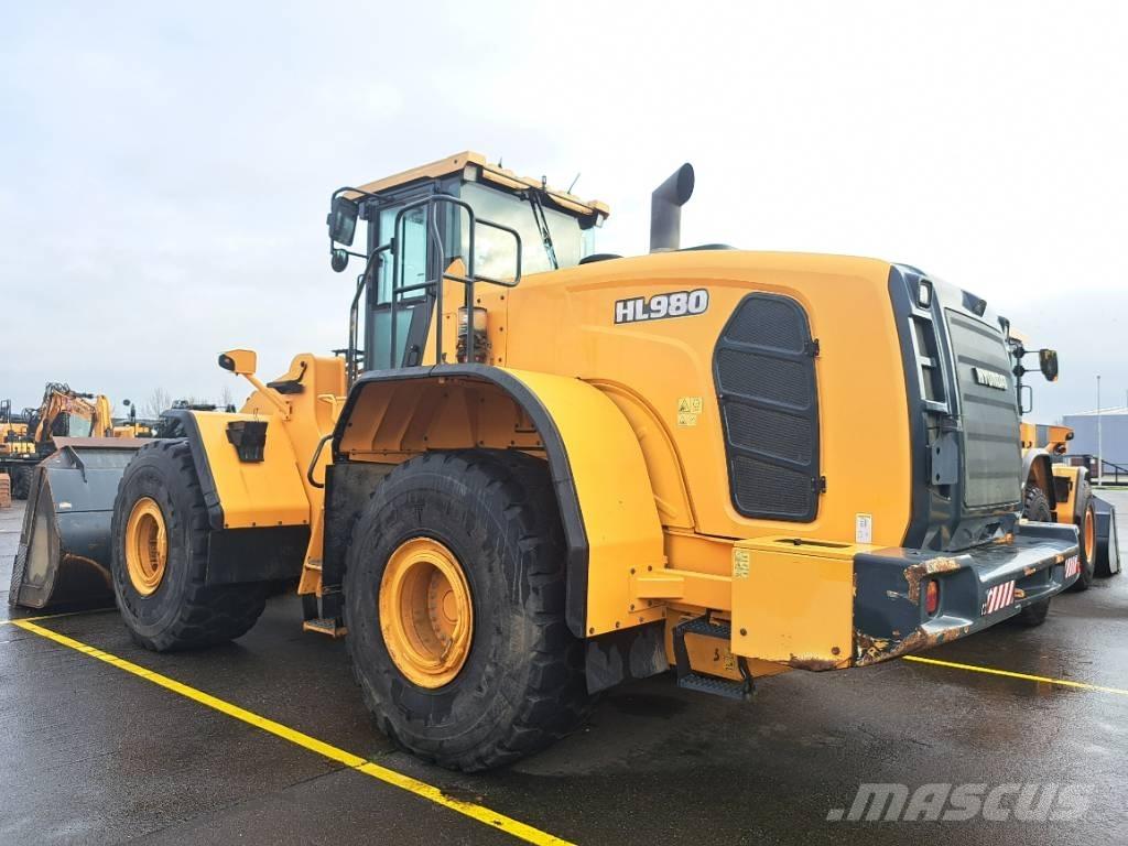 Hyundai HL980 Naudoti ratiniai krautuvai