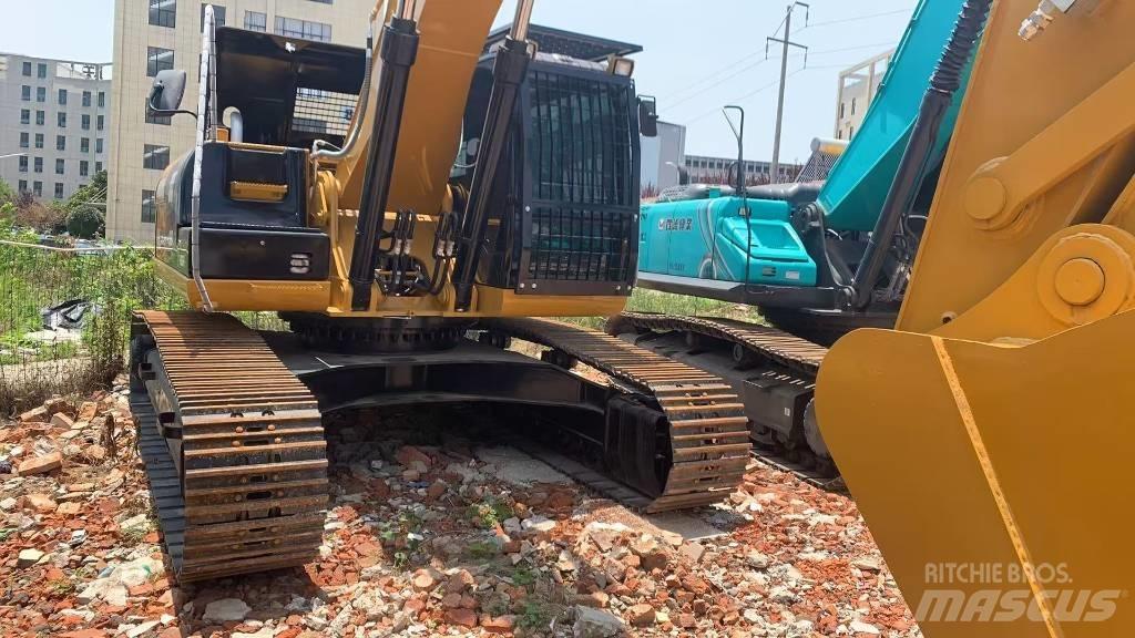 CAT 329 D Vikšriniai ekskavatoriai