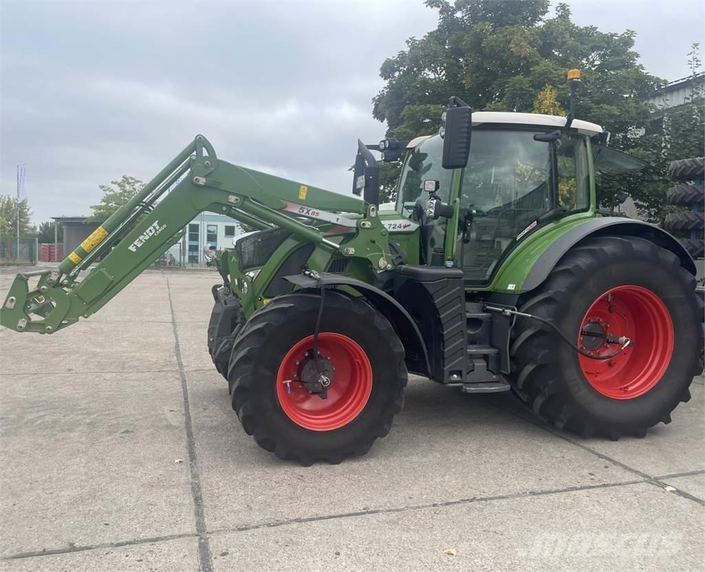 Fendt 724 Vario Traktoriai