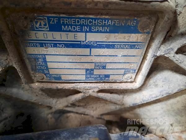 ZF Ecolite S5-42 Pavarų dėžės