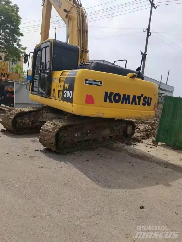 Komatsu pc200-8 Vikšriniai ekskavatoriai