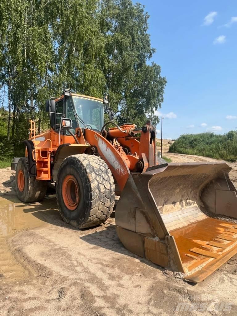 Doosan 420 Naudoti ratiniai krautuvai