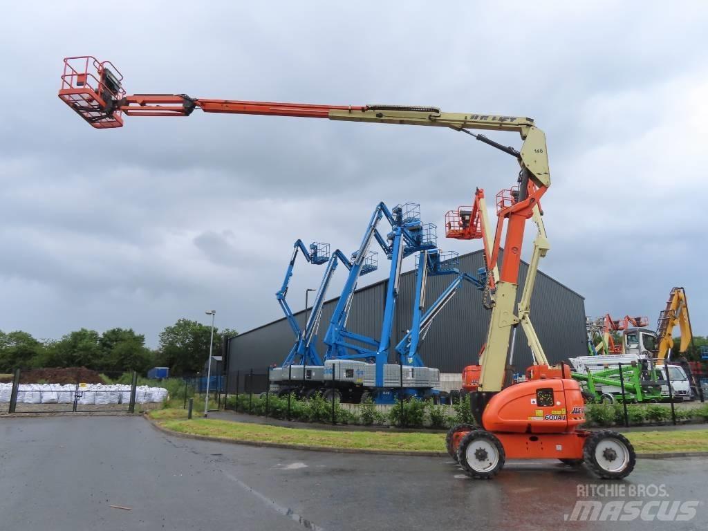 JLG 600 AJ Alkūniniai keltuvai