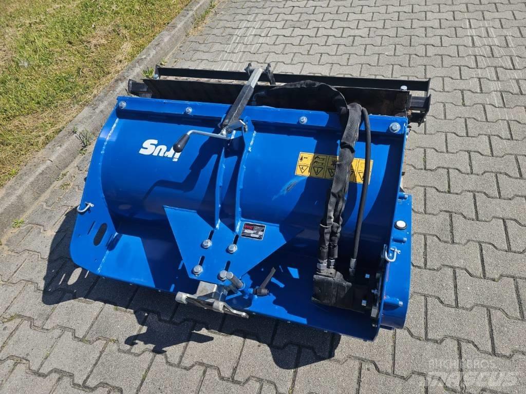 Irus Deltrak Vėjapjovės robotai