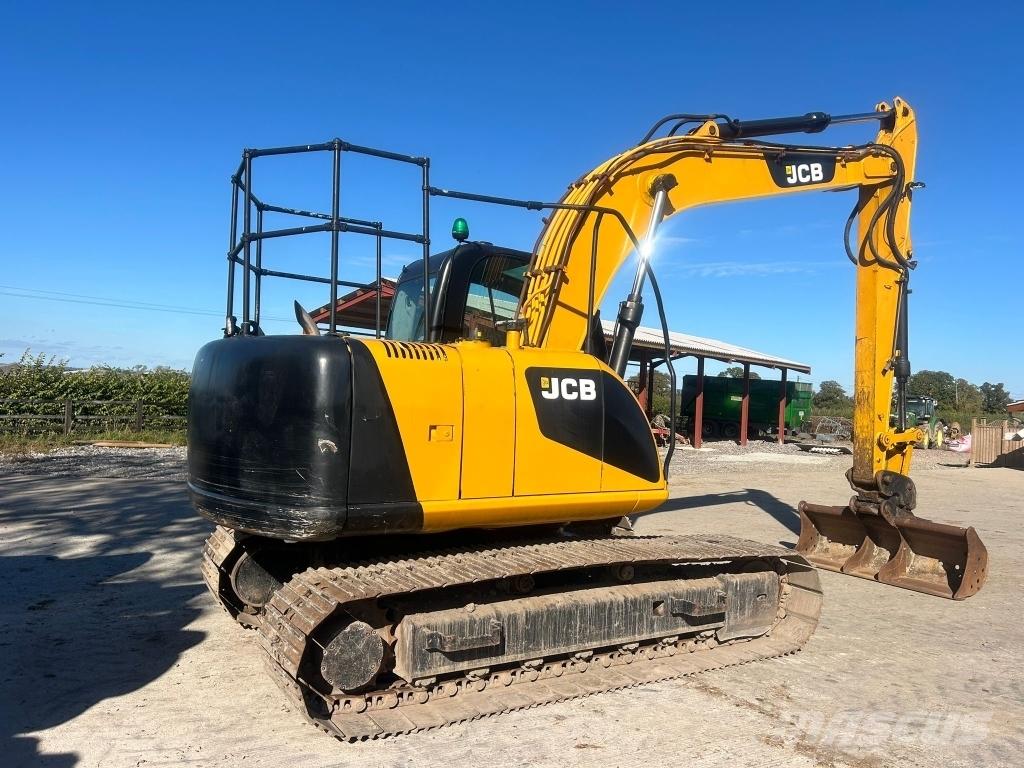 JCB JS 130 LC Vikšriniai ekskavatoriai