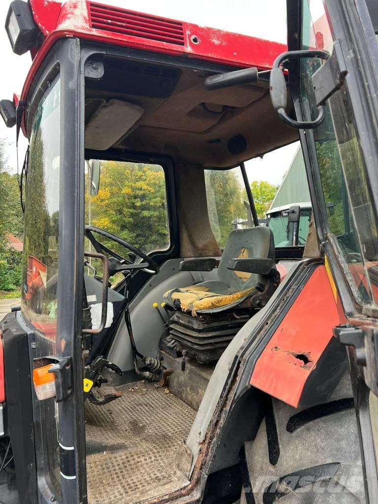 Case IH 745 XL Traktoriai