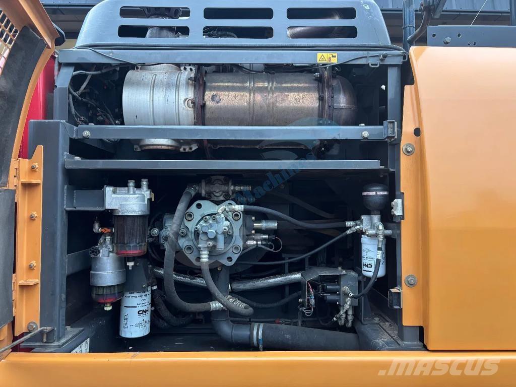 CASE CX 300 D Vikšriniai ekskavatoriai