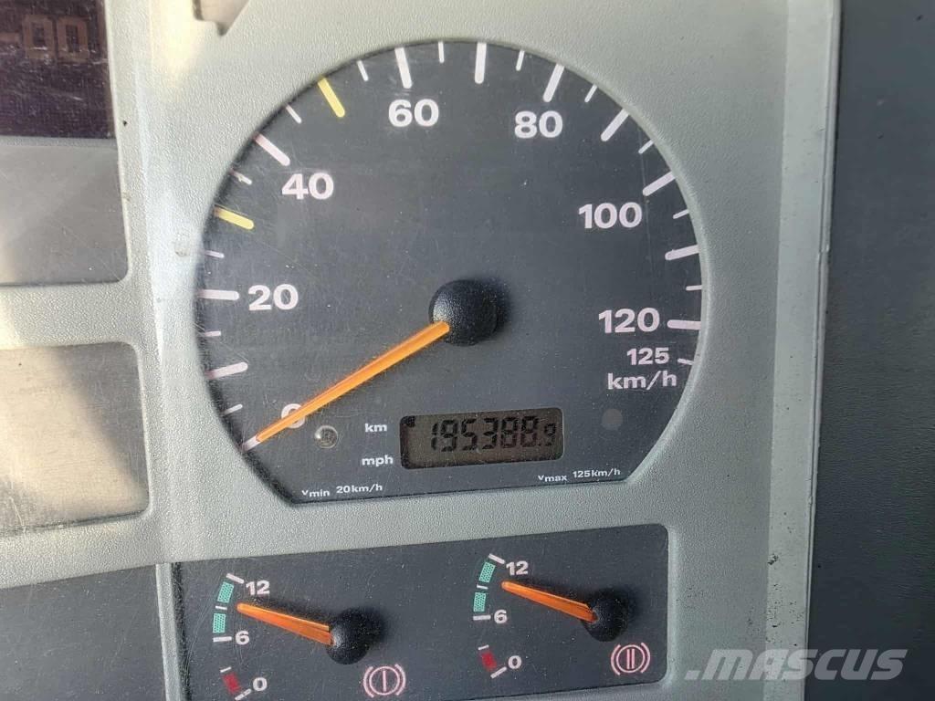MAN TGA 26.410 Priekabos su tentu