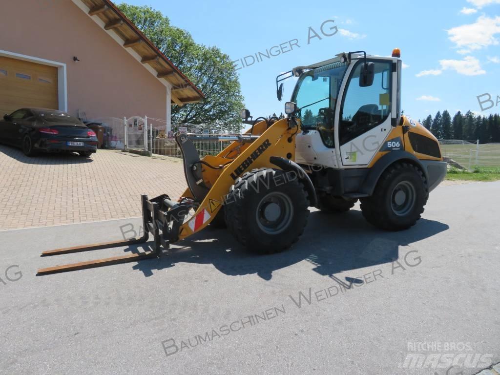 Liebherr L 506 Naudoti ratiniai krautuvai