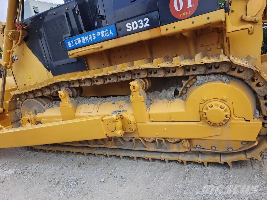 Shantui SD 32 Vikšriniai buldozeriai