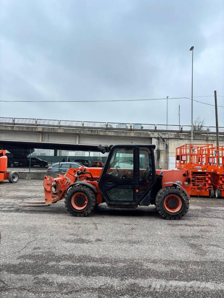 JCB 525-60 Teleskopiniai krautuvai