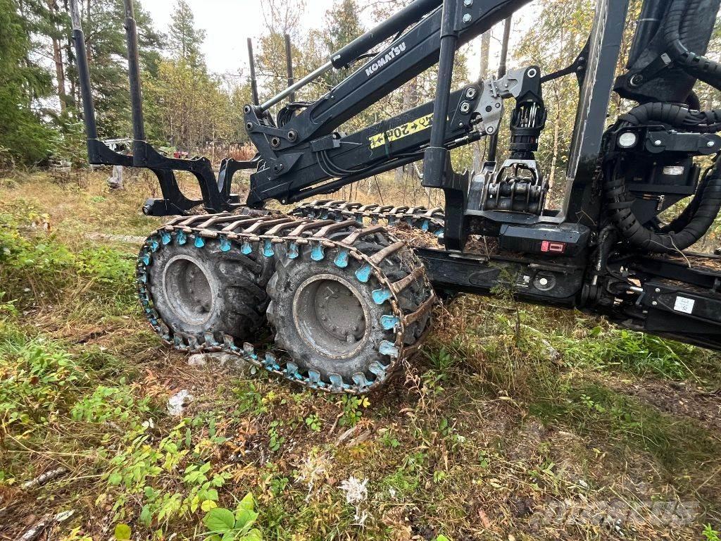 Komatsu 835 Naudoti miškovežiai (Forvarderiai)