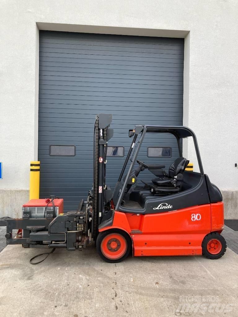 Linde E25/600/336 Siaurų praėjimų krautuvai