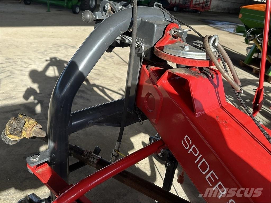 SIP Spider 815/8 Šieno grėbliai ir vartytuvai