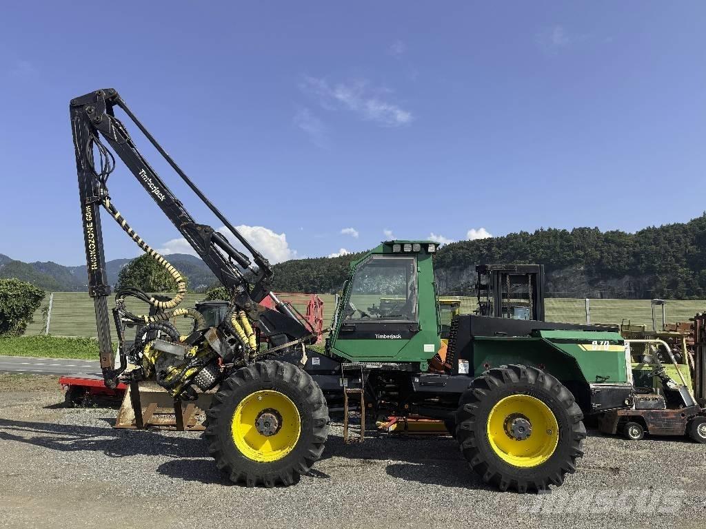 Timberjack 870 b Miško technika (Harvesteriai)