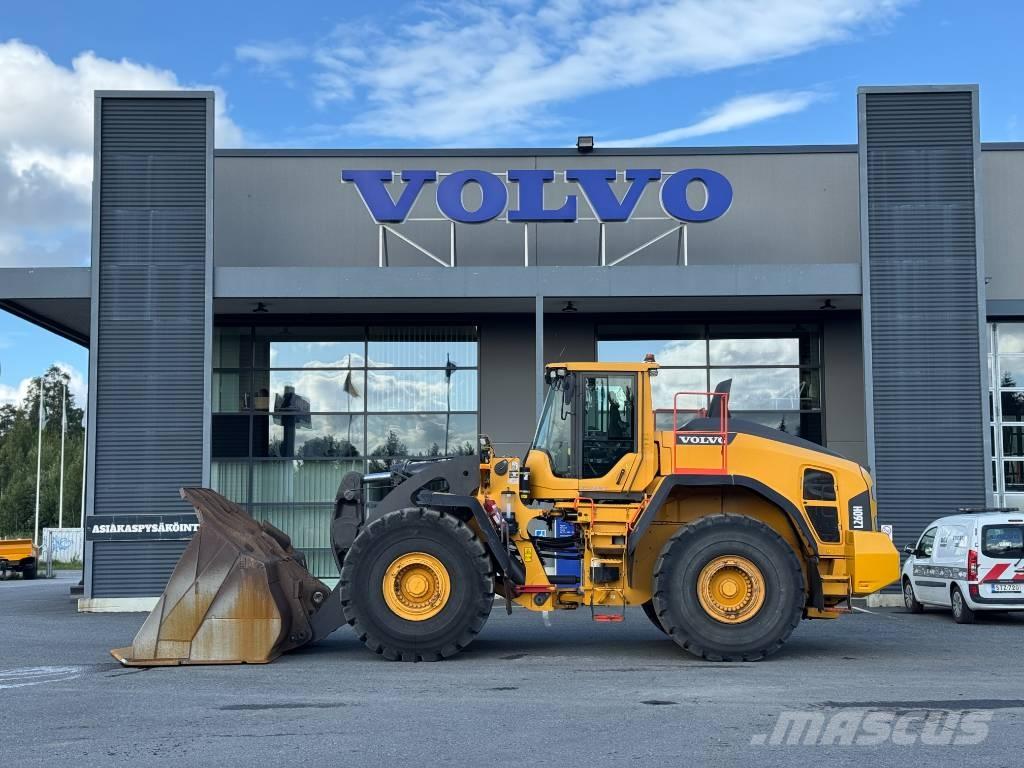 Volvo L 260 H Naudoti ratiniai krautuvai