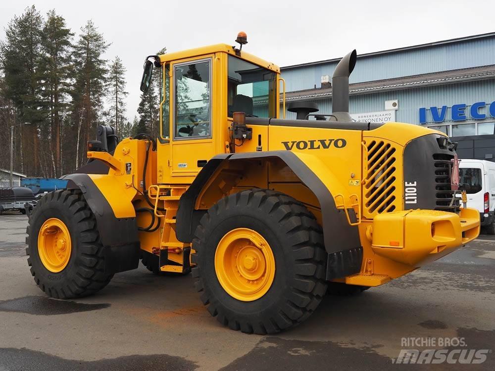 Volvo L 110 E Naudoti ratiniai krautuvai