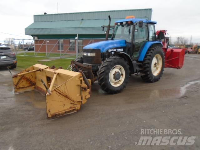 New Holland TM 125 Traktoriai
