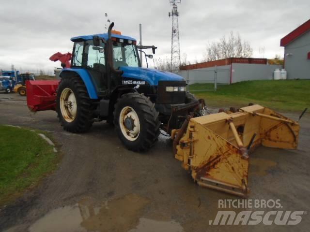 New Holland TM 125 Traktoriai