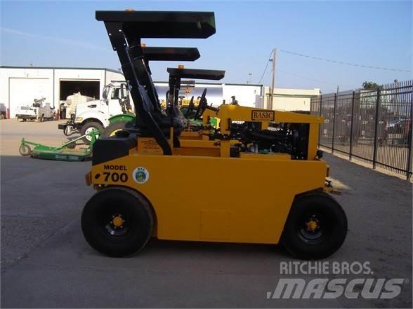 Basic 700 Pneumo volai