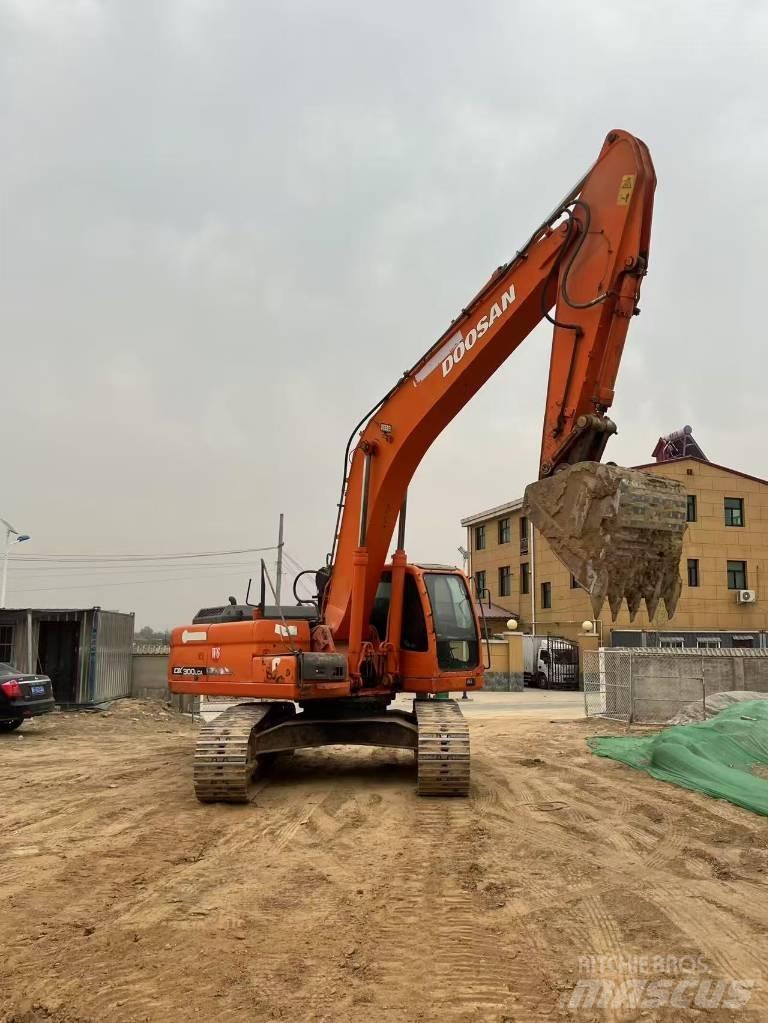 Doosan DX300LCA Vikšriniai ekskavatoriai