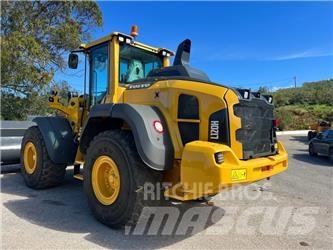 Volvo L 120 H Naudoti ratiniai krautuvai