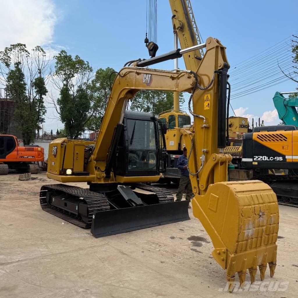 CAT 308 Vidutinės galios ekskavatoriai 7-12 t