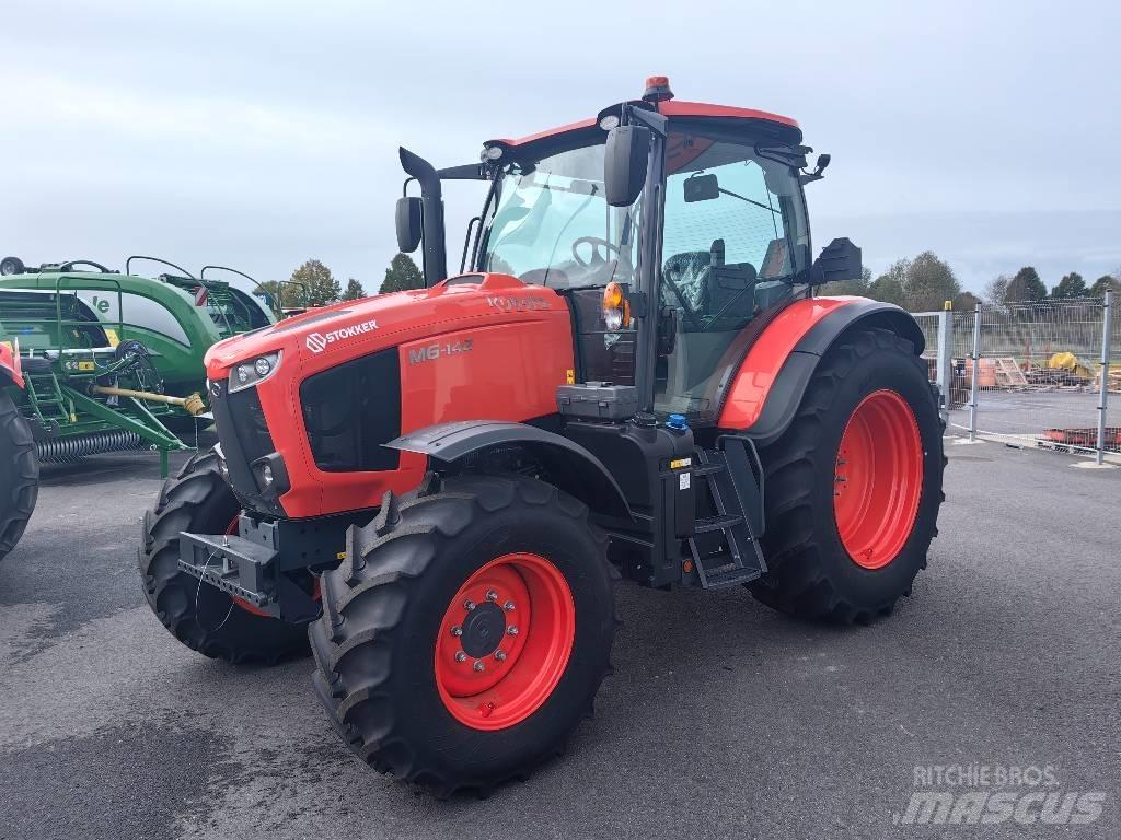 Kubota M6-142 Traktoriai