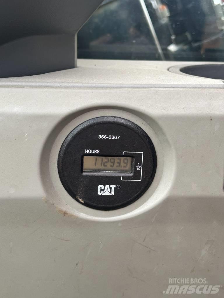 CAT 329 EL Vikšriniai ekskavatoriai