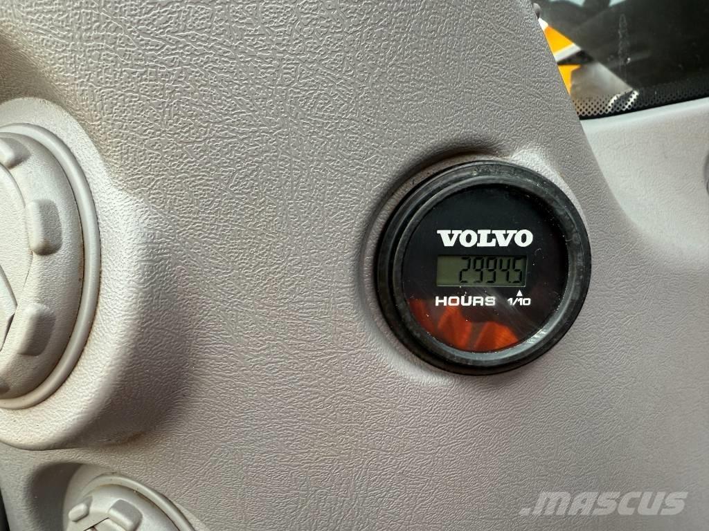 Volvo EC 250 EL Vikšriniai ekskavatoriai