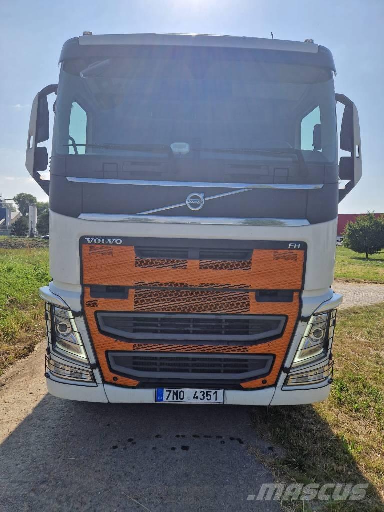 Volvo FH 500 Savivarčių priekabų vilkikai
