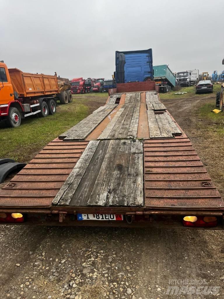 Demmler Wertingen Žemo iškrovimo puspriekabės