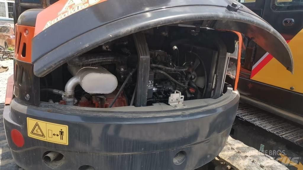 Kubota KX155 Vikšriniai ekskavatoriai