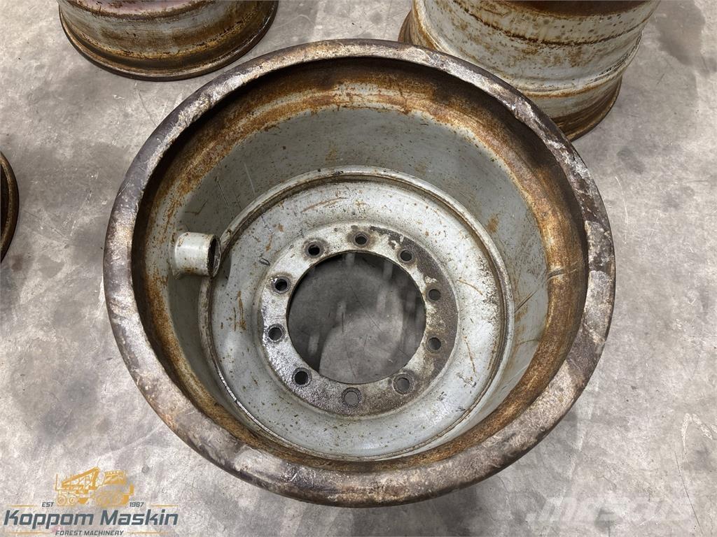 Valmet 860 24x26,5 Padangos, ratai ir ratlankiai