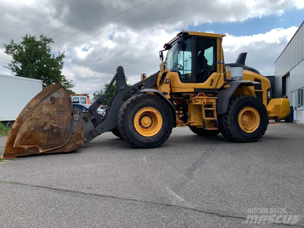 Volvo L 90 H Naudoti ratiniai krautuvai