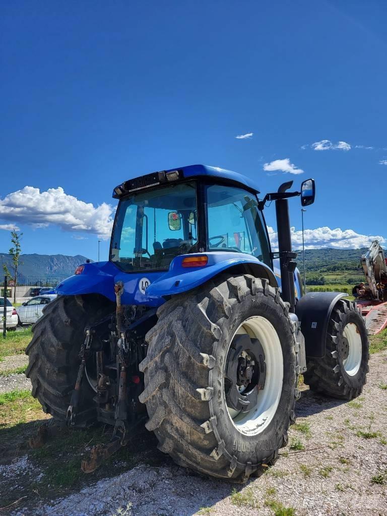 New Holland TG 285 Traktoriai