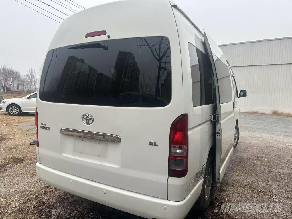 Toyota Hiace Krovininiai furgonai