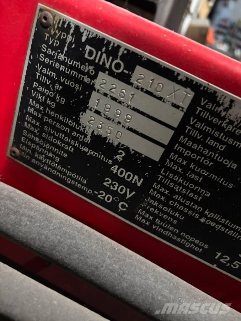 Dinolift 210 XTB-2 Ant priekabų montuojamos kėlimo platformos